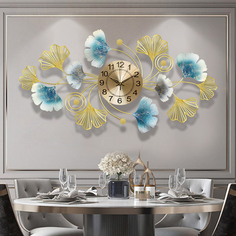 Resin Art Clock - Simple Creative Metal Wall Clock, Mute