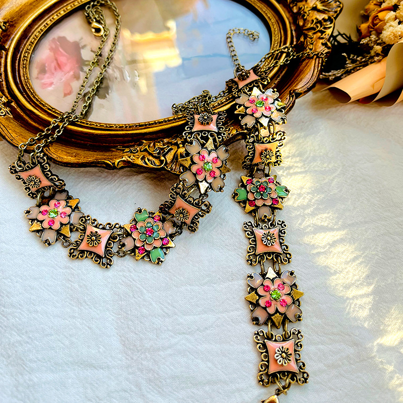 Retrofashion Necklace Bracelet - Resin Art Necklace ulasan dan harga