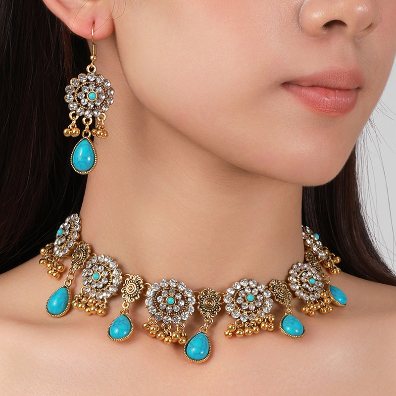 Kymyad Ethnic Vintage Rhinesto - Resin Art Necklace ulasan dan harga