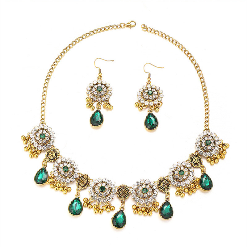 Kymyad Ethnic Vintage Rhinesto - Resin Art Necklace ulasan dan harga