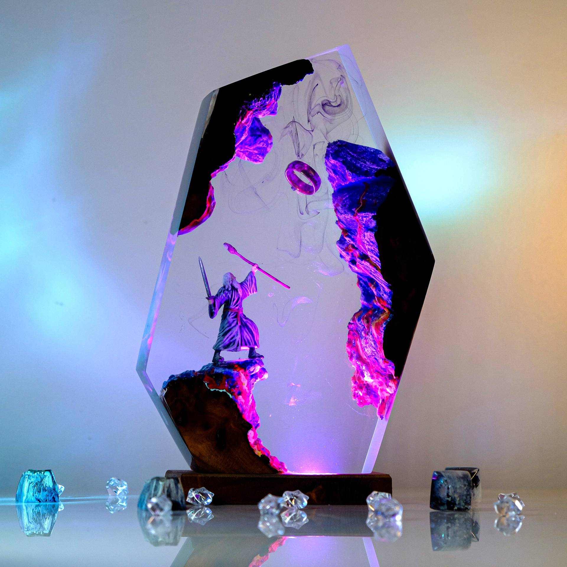 Movie Scence Figure Table Resi - Resin Art Furniture ulasan dan harga