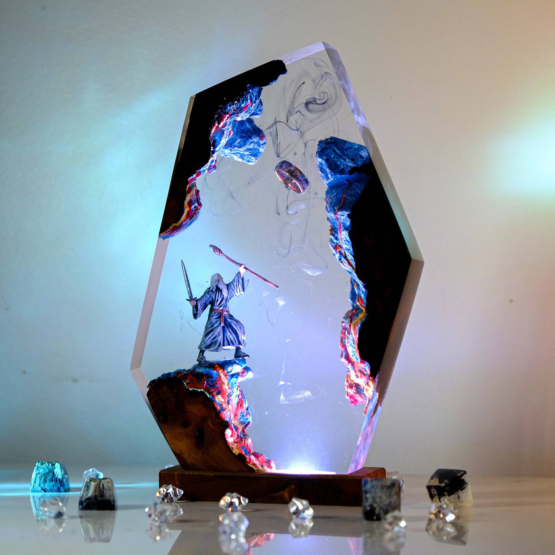 Movie Scence Figure Table Resi - Resin Art Furniture ulasan dan harga