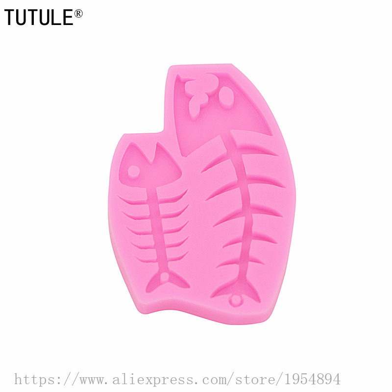 Shiny Fish Skeleton Keychain M - Resin Art Necklace ulasan dan harga